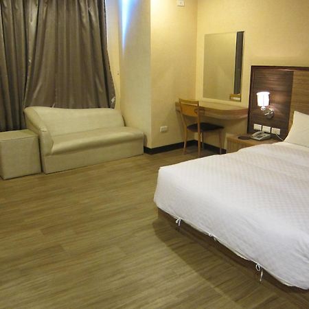גאושיונג Da Chien Hotel מראה חיצוני תמונה