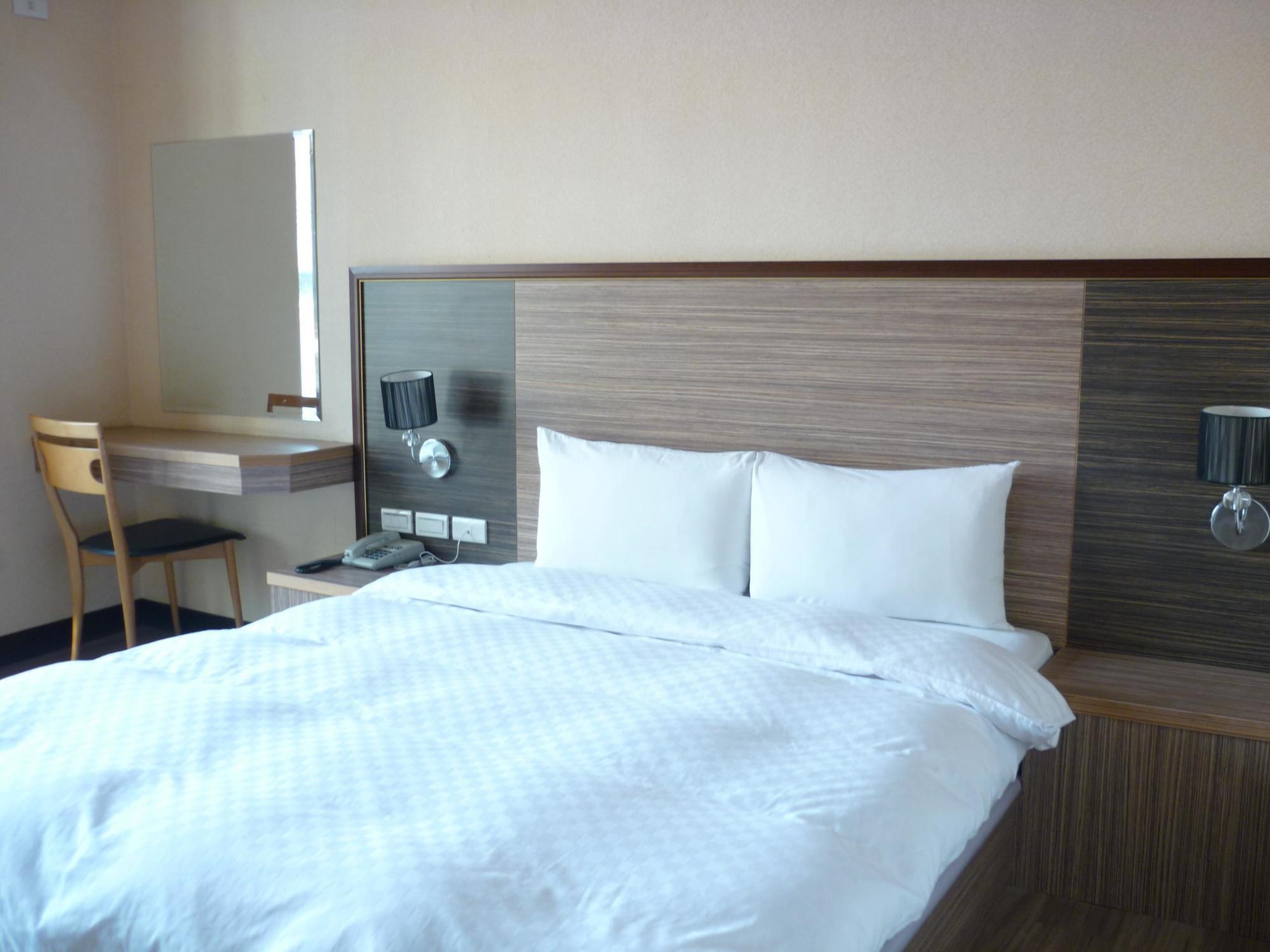 גאושיונג Da Chien Hotel מראה חיצוני תמונה