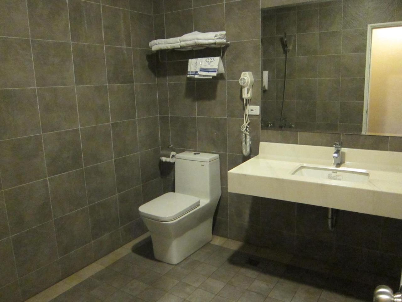 גאושיונג Da Chien Hotel מראה חיצוני תמונה