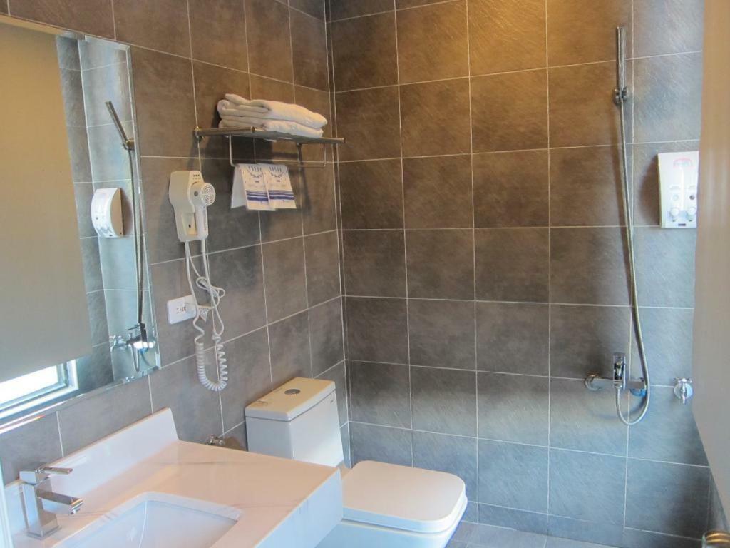 גאושיונג Da Chien Hotel מראה חיצוני תמונה